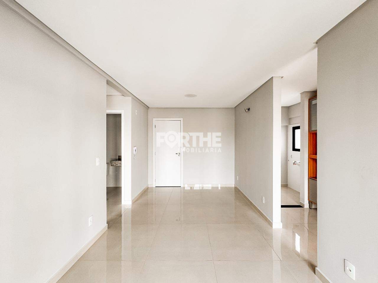 Apartamento para aluguel no Centro: 