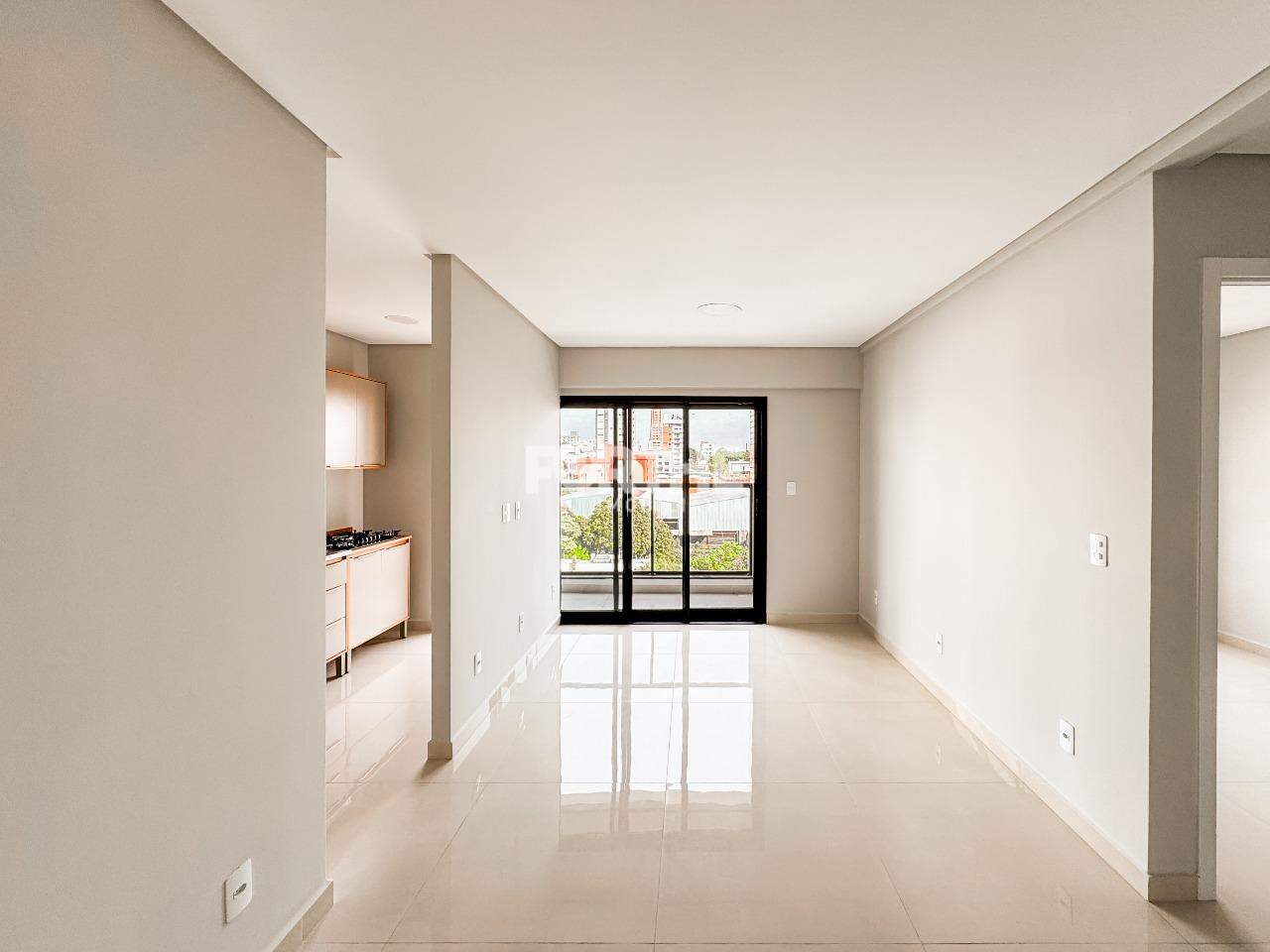 Apartamento para aluguel no Centro: 
