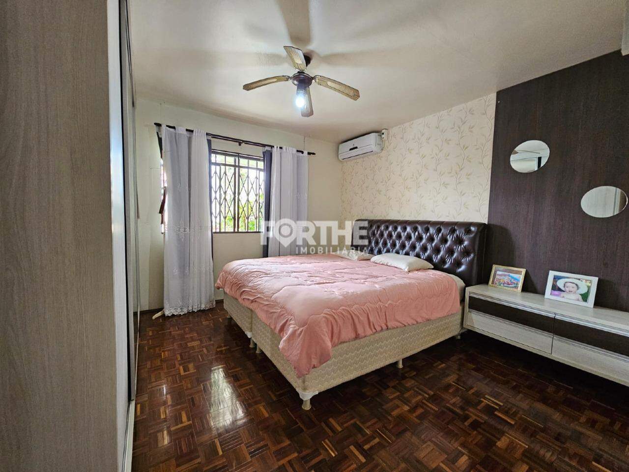 Casa à venda no Universitário: 