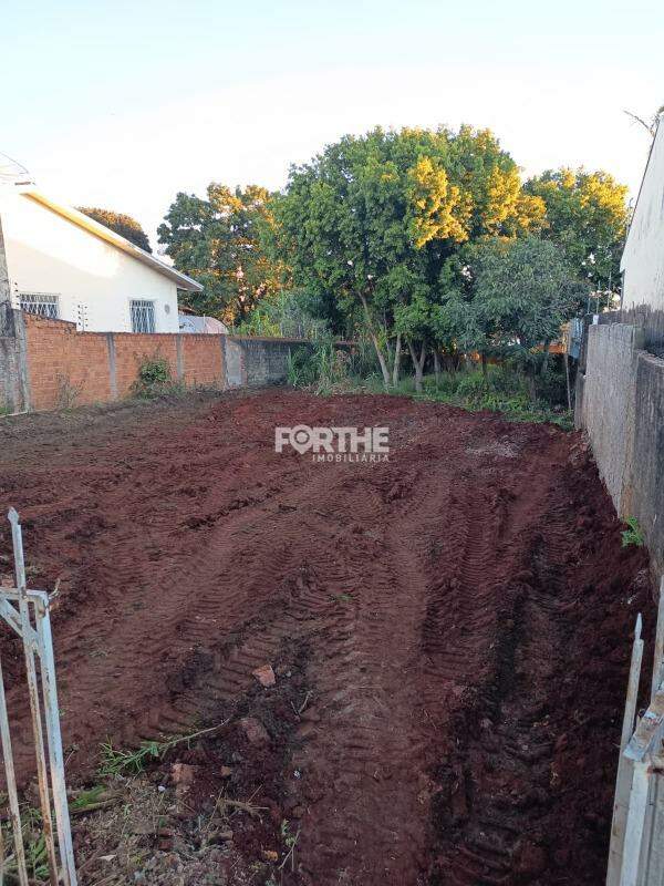 Terreno à venda no Parque São Paulo: 