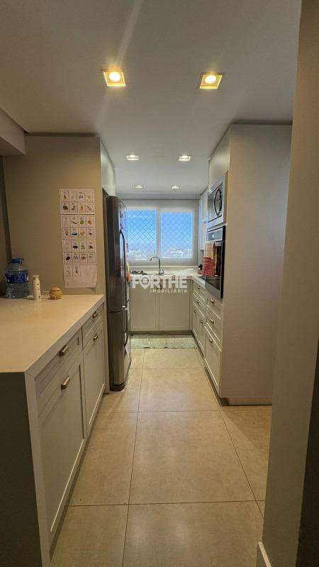 Apartamento à venda no Coqueiral: 