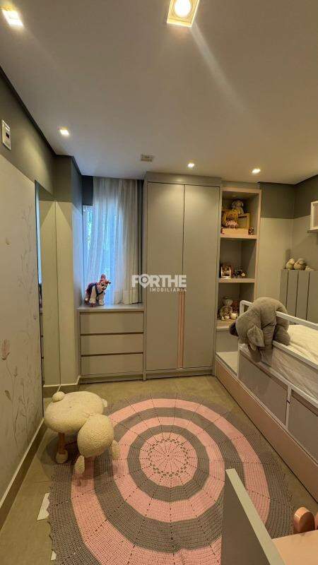 Apartamento à venda no Coqueiral: 