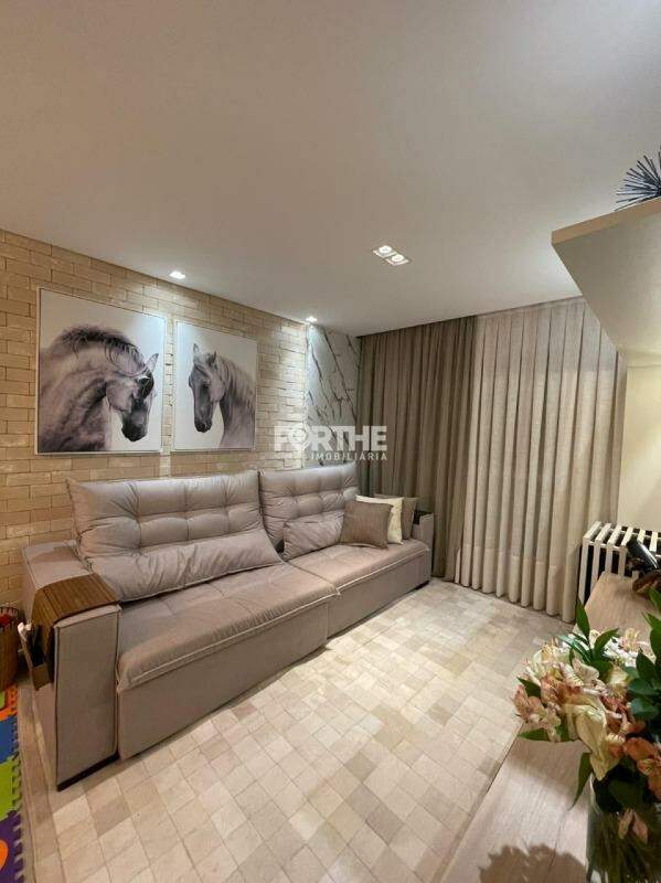 Apartamento à venda no Coqueiral: 