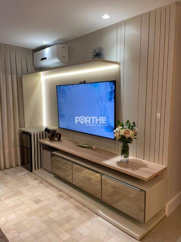 Apartamento à venda no Coqueiral: 