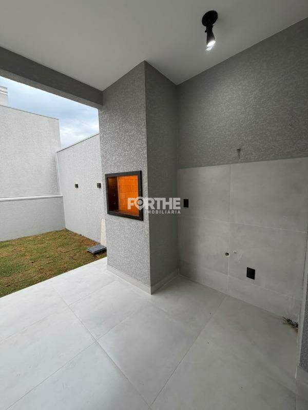 Casa à venda no Recanto Tropical II: 