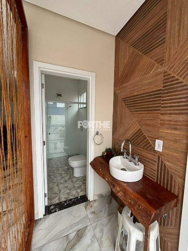 Casa para aluguel no Cascavel Velho: 