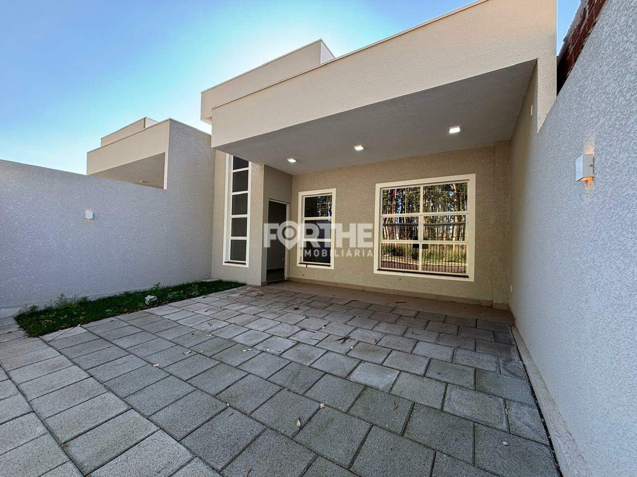 Casa à venda no Recanto Tropical IV: 