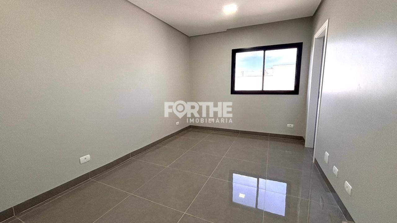 Sobrado à venda no Jardim Veredas: