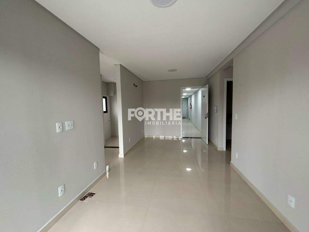 Apartamento para aluguel no Centro: 