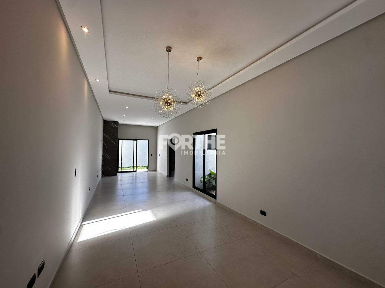 Casa à venda no Colinas Tropical II: 