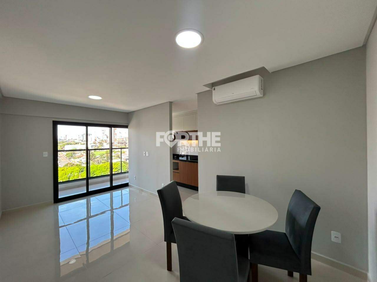 Apartamento para aluguel no Centro: 