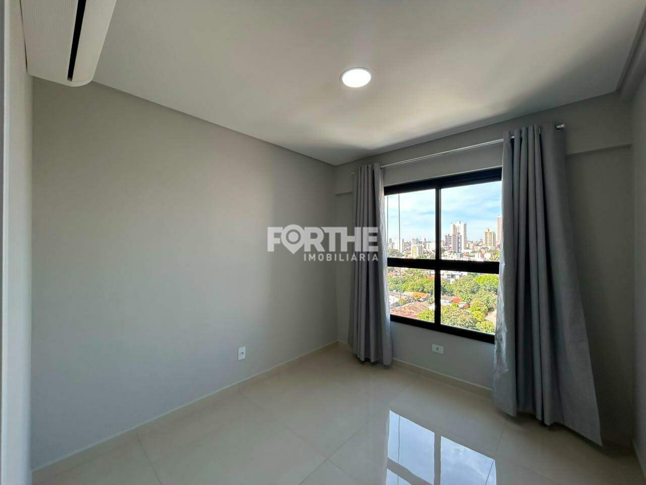 Apartamento para aluguel no Centro: 
