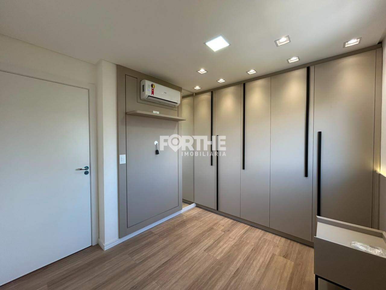 Apartamento para aluguel no Pioneiros Catarinenses: