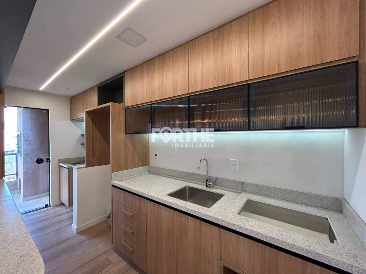 Apartamento para aluguel no Pioneiros Catarinenses:
