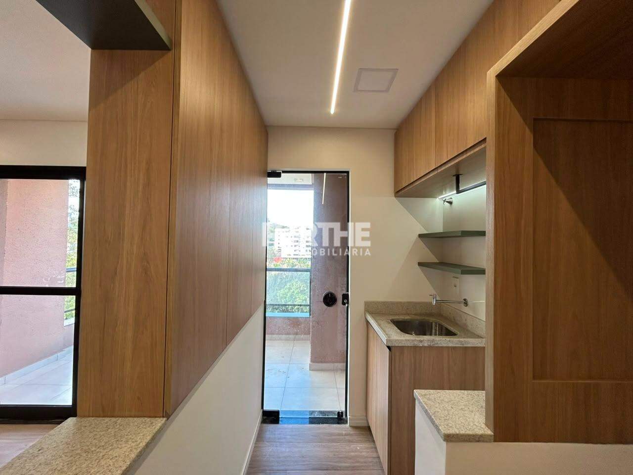 Apartamento para aluguel no Pioneiros Catarinenses: