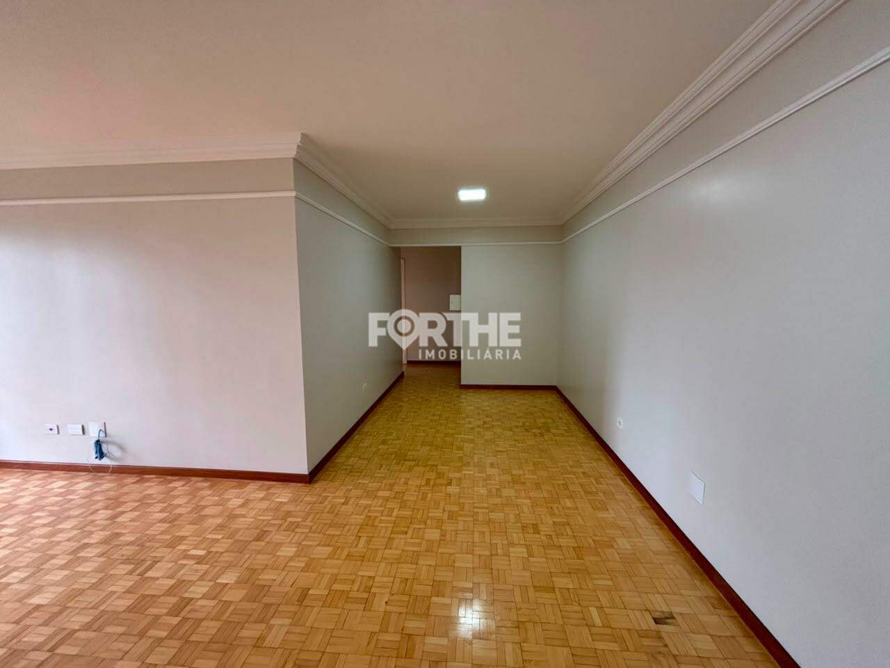 Apartamento para aluguel no Centro: 