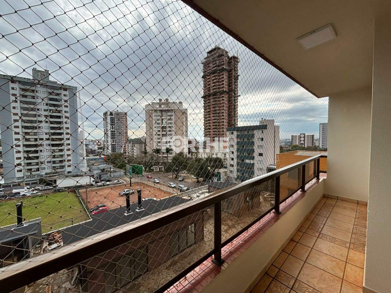 Apartamento para aluguel no Centro: 