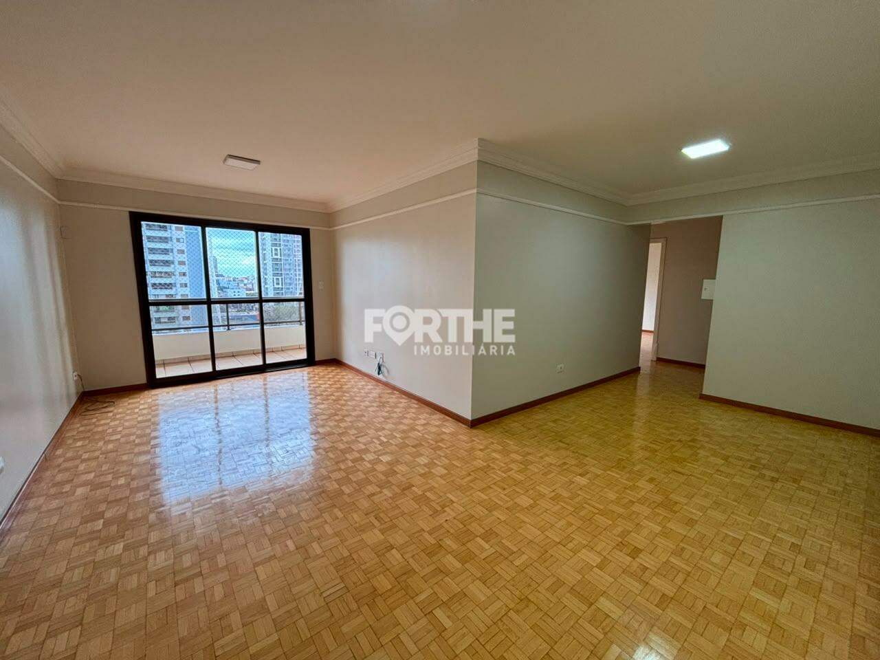 Apartamento para aluguel no Centro: 