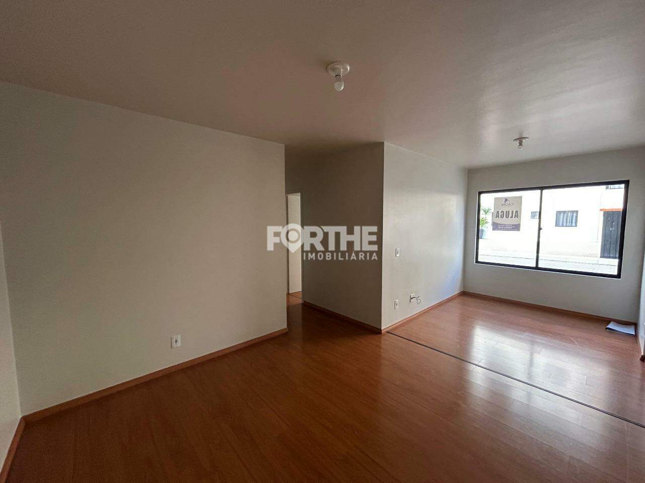 Apartamento para aluguel no Recanto Tropical: 