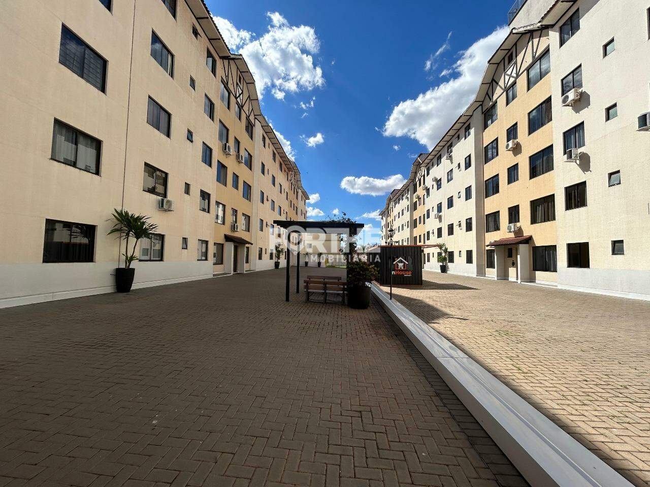 Apartamento para aluguel no Recanto Tropical: 