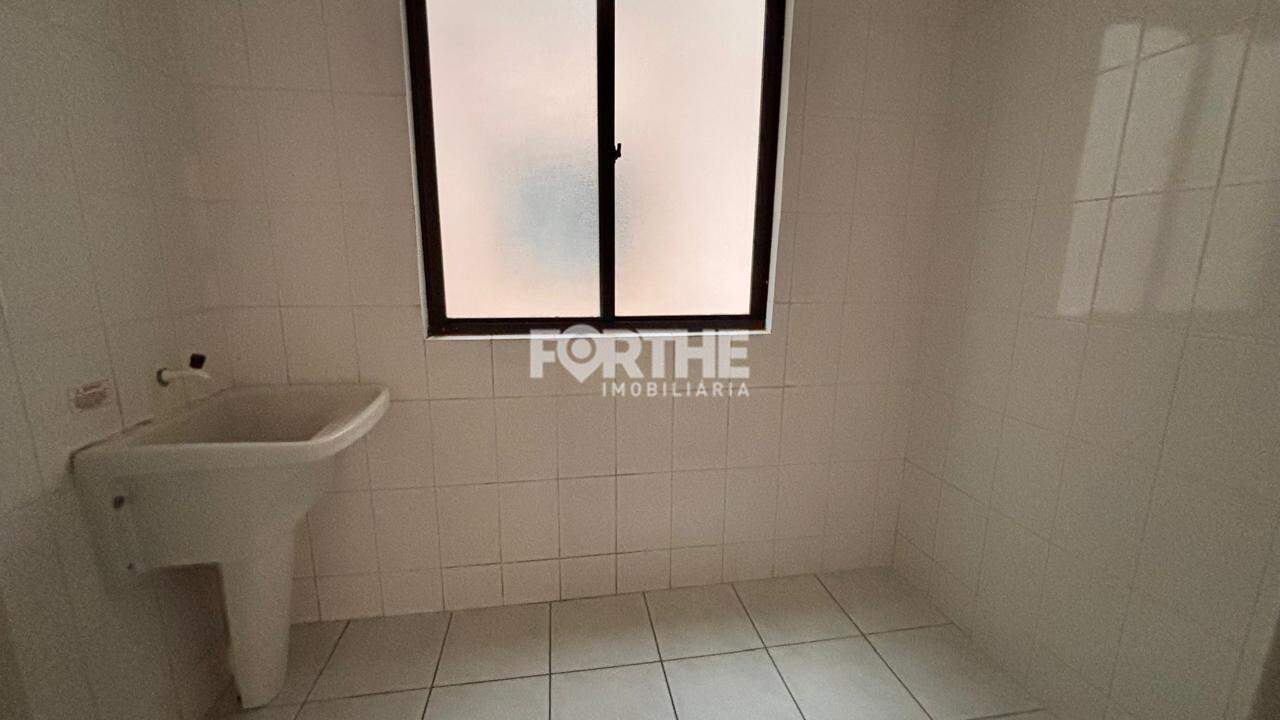 Apartamento para aluguel no Recanto Tropical: 