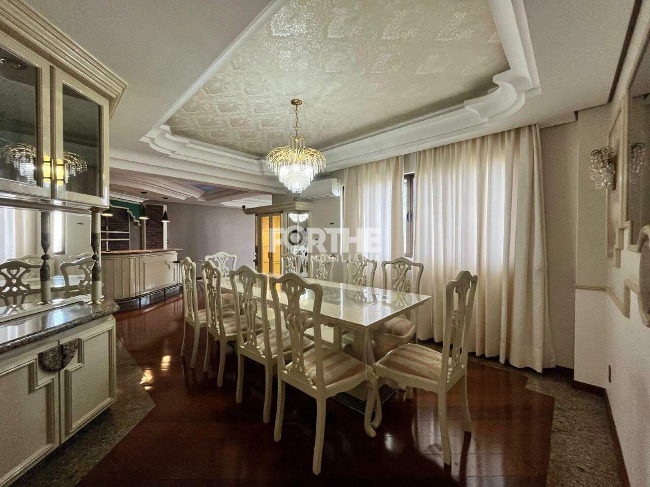 Apartamento 4 Dormitórios Centro 308m²