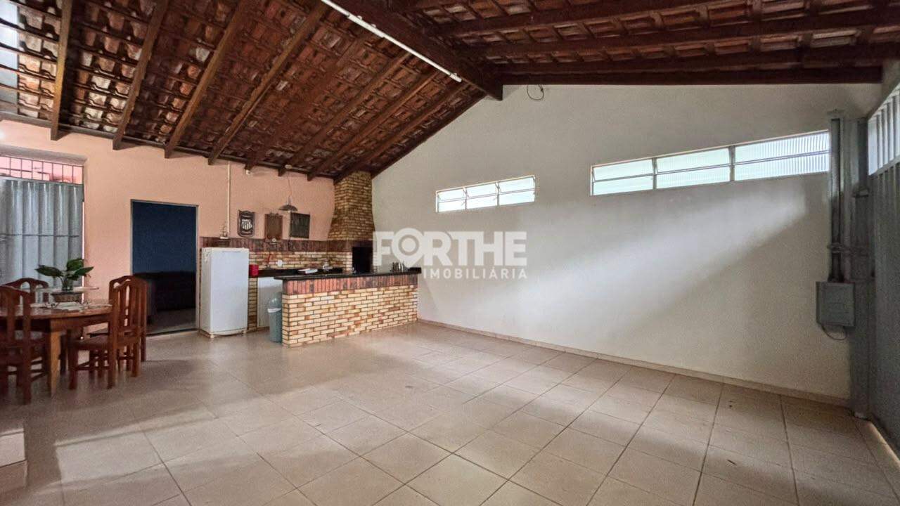 Sobrado à venda no Country: