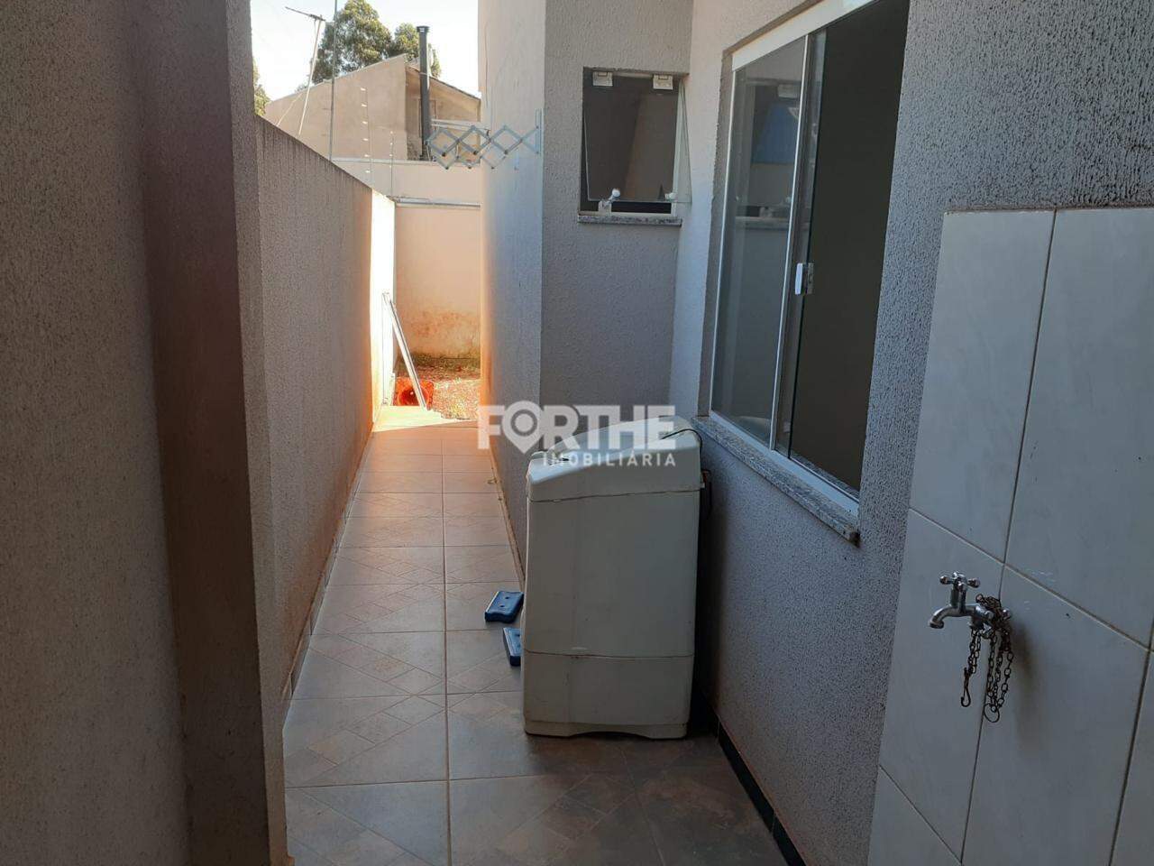 Casa à venda no Esmeralda: 