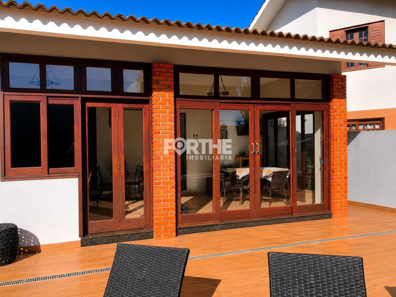 Casa à venda no Recanto Tropical: 