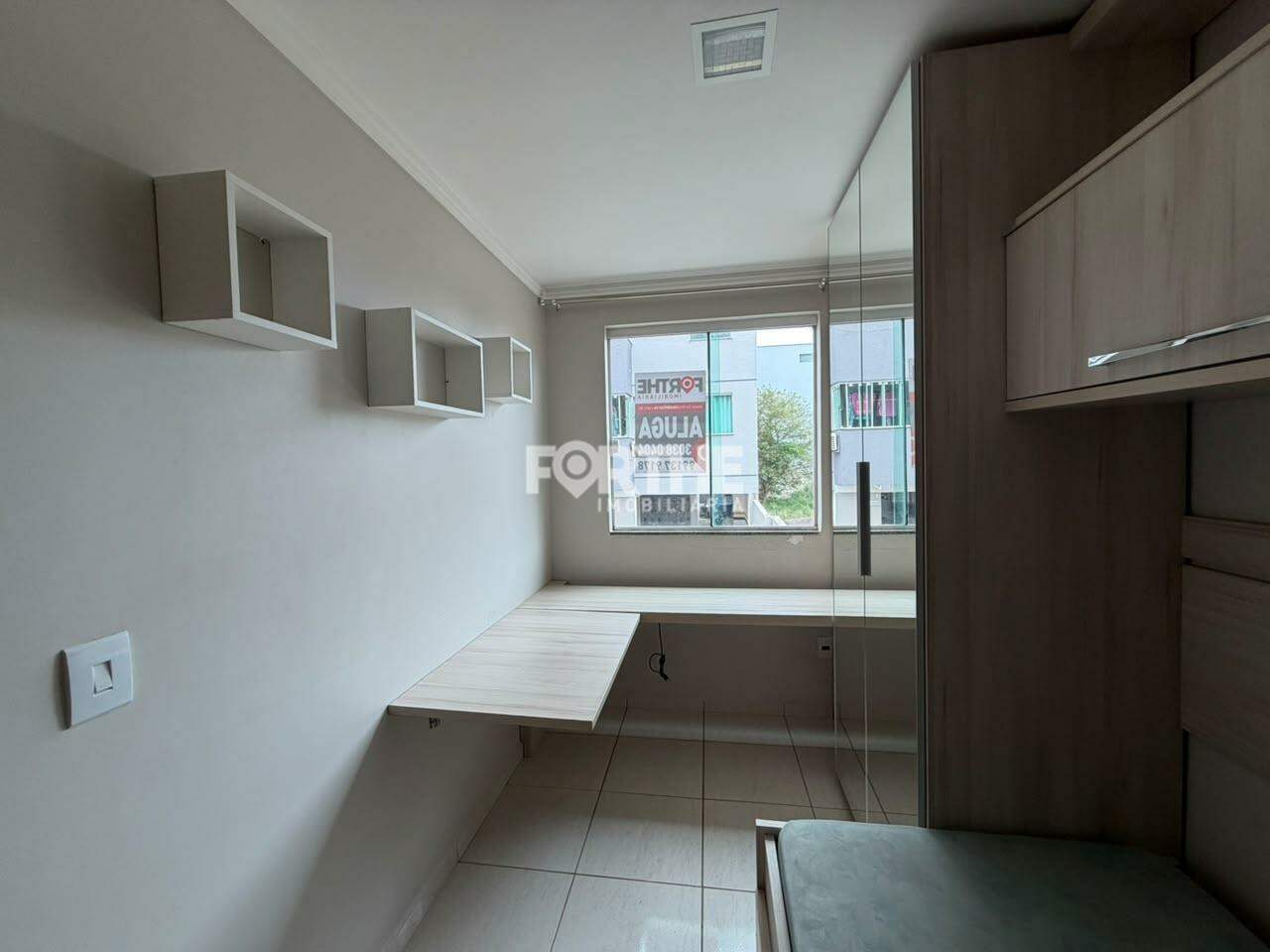 Apartamento para aluguel no Recanto Tropical: