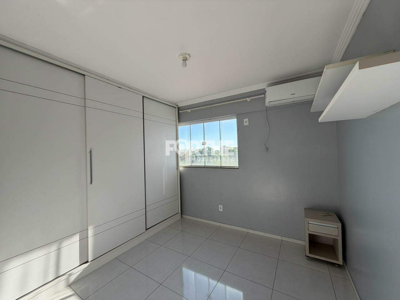 Apartamento à venda no Coqueiral: