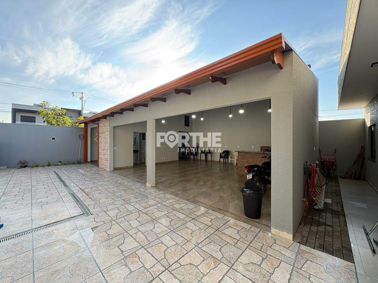 Casa à venda no Recanto Tropical IV: 