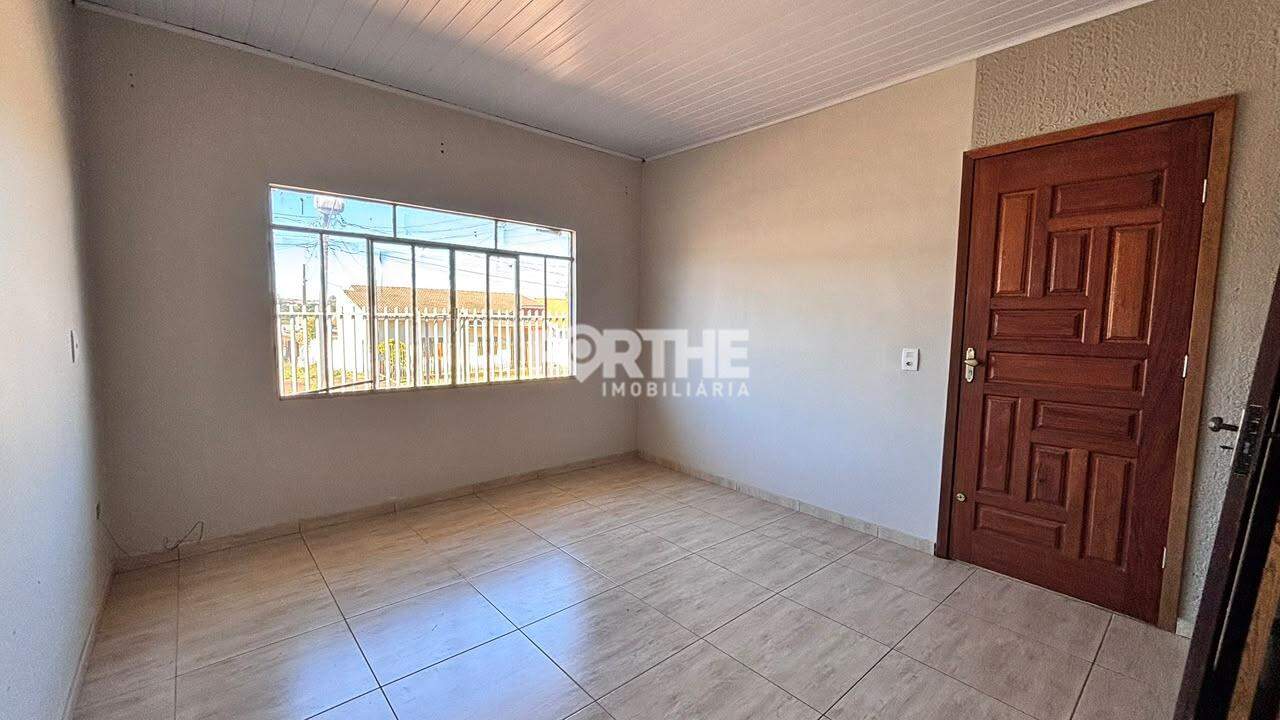 Casa à venda no Região do Lago: 