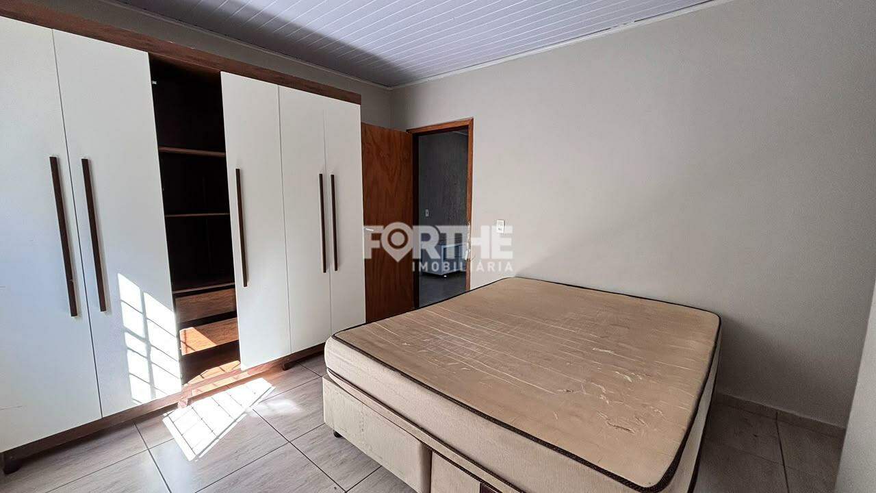 Casa à venda no Região do Lago: 