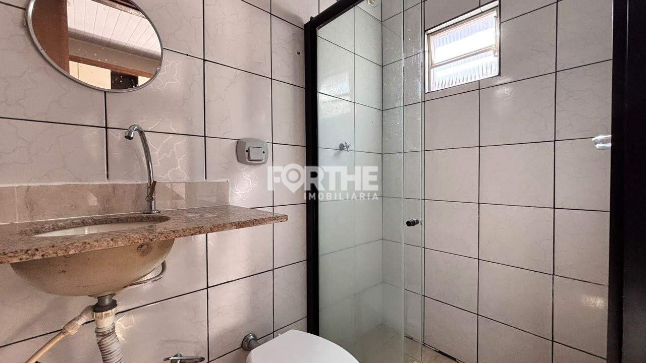 Casa à venda no Região do Lago: 