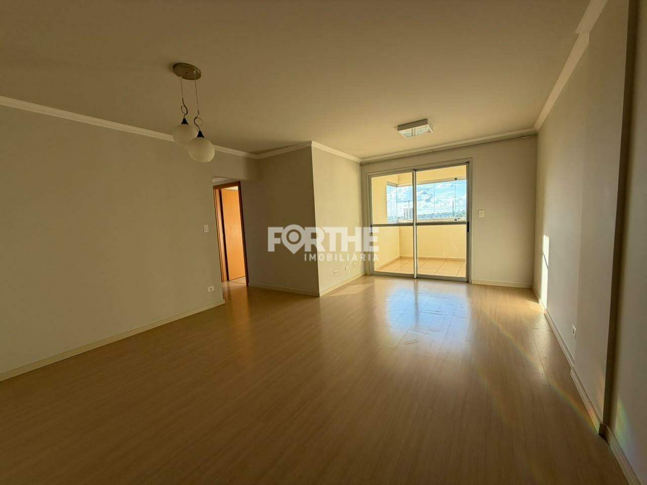 Apartamento para aluguel no Centro: 