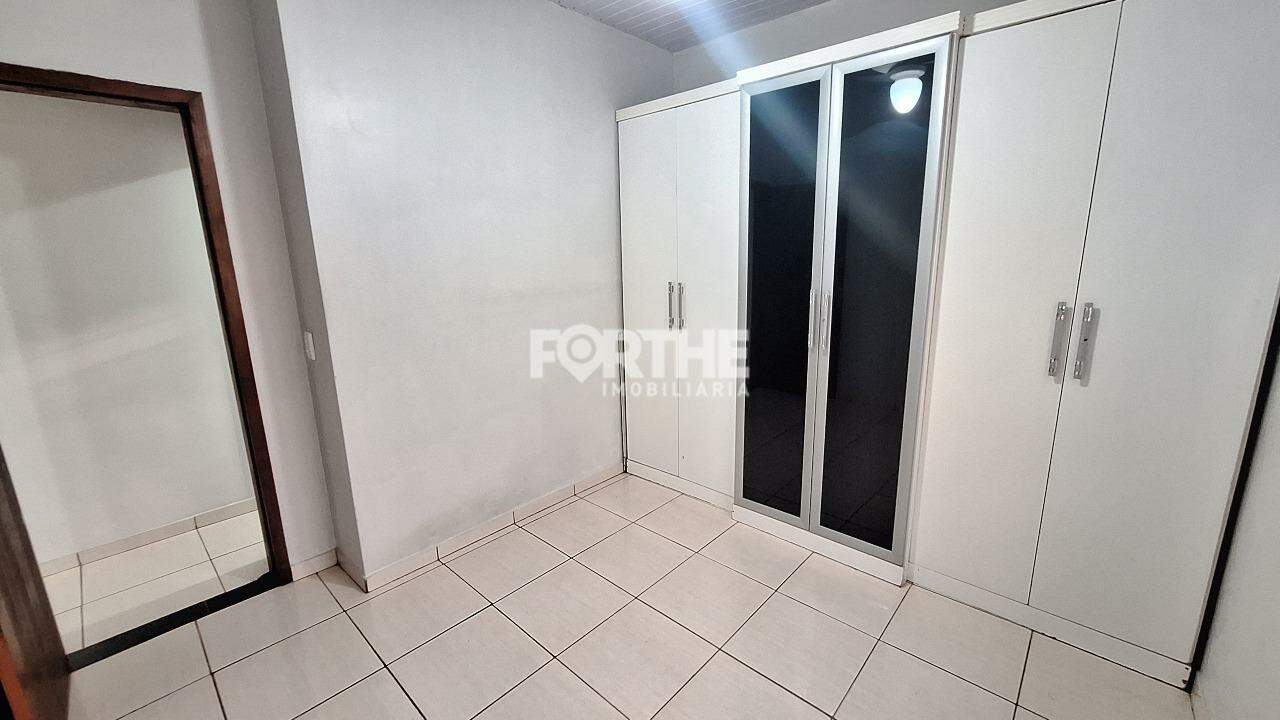 Casa à venda no Universitário: 