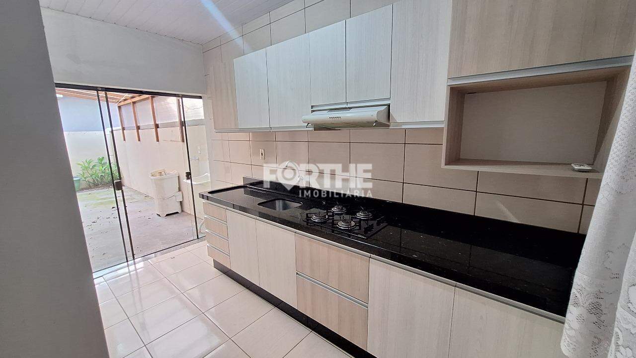 Casa à venda no Universitário: 