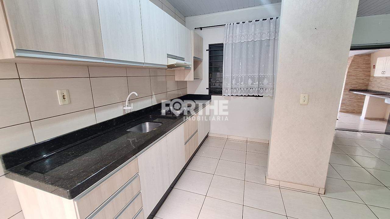 Casa à venda no Universitário: 