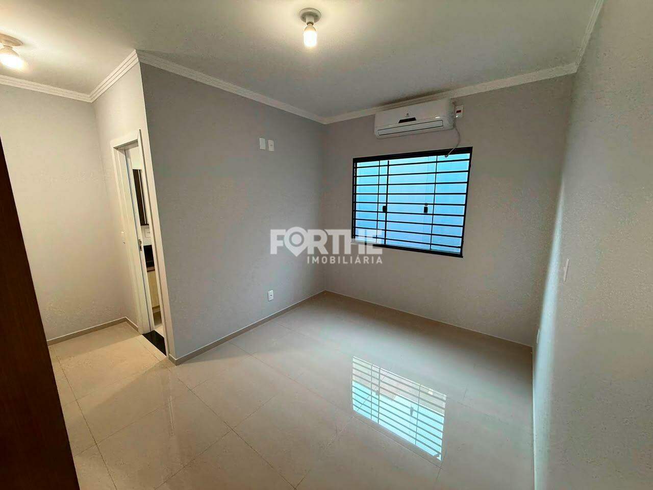 Casa à venda no Jardim Veneza: 