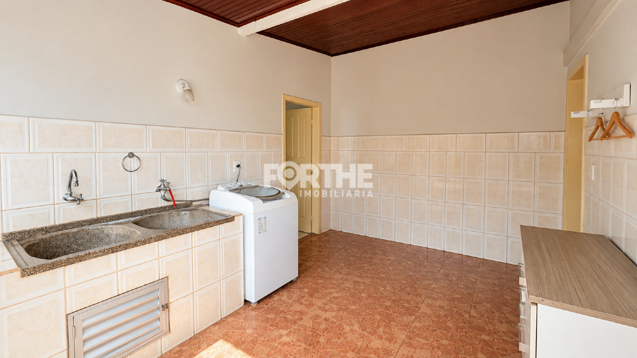 Casa à venda no Recanto Tropical: 