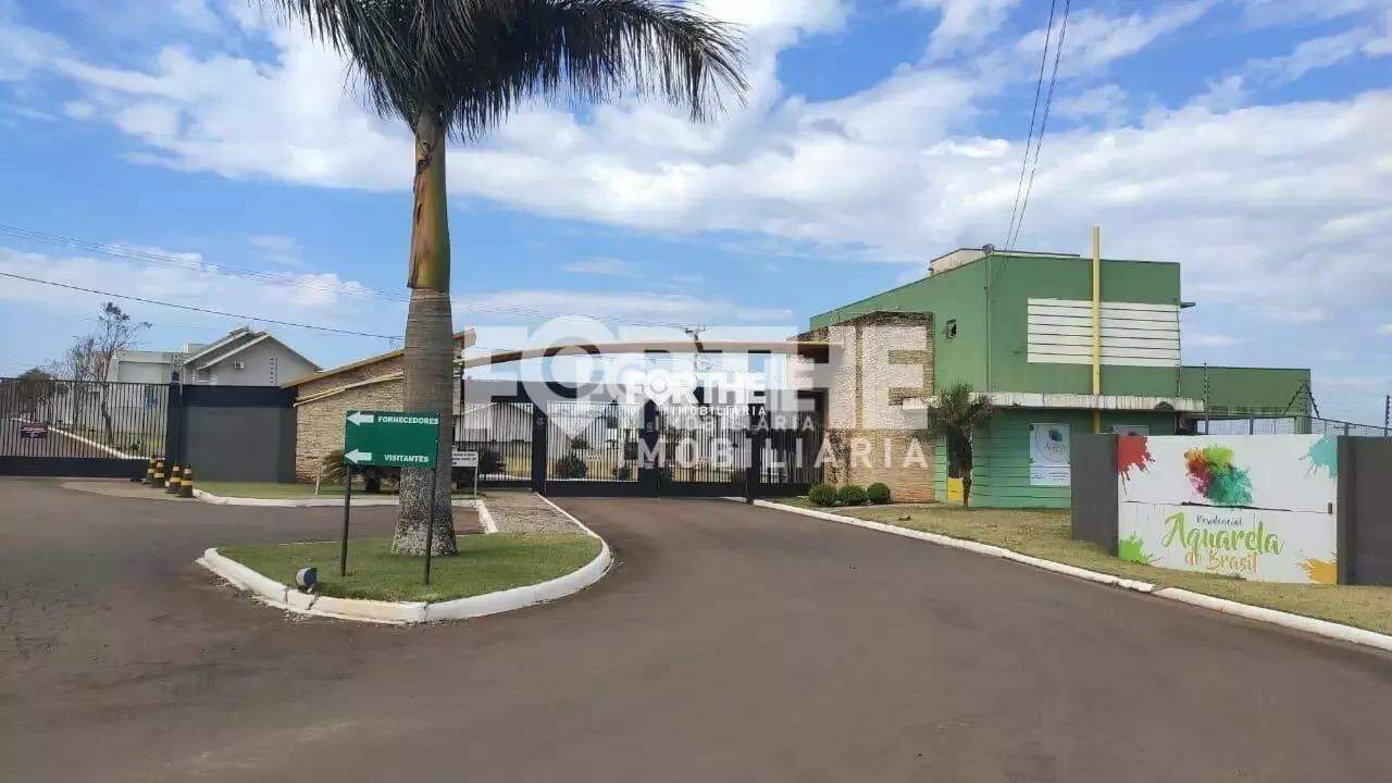 Terreno em condomínio à venda no Aquarela do Brasil: 
