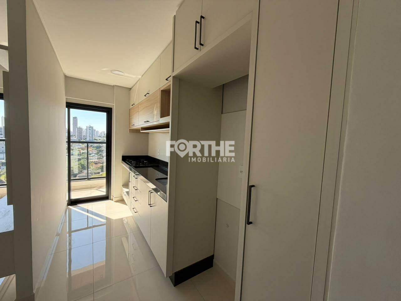 Apartamento para aluguel no Centro: 