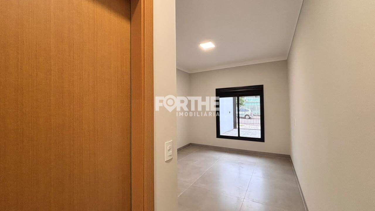 Casa à venda no Universitário: 