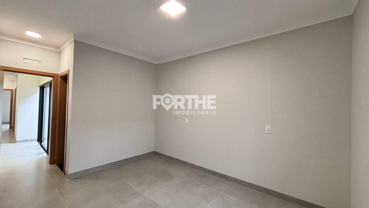 Casa à venda no Universitário: 