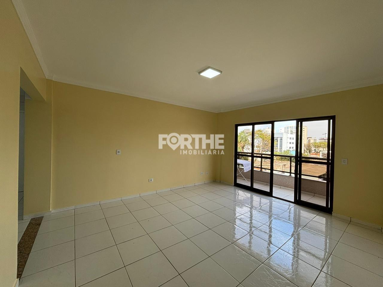 Apartamento para aluguel no Centro: 