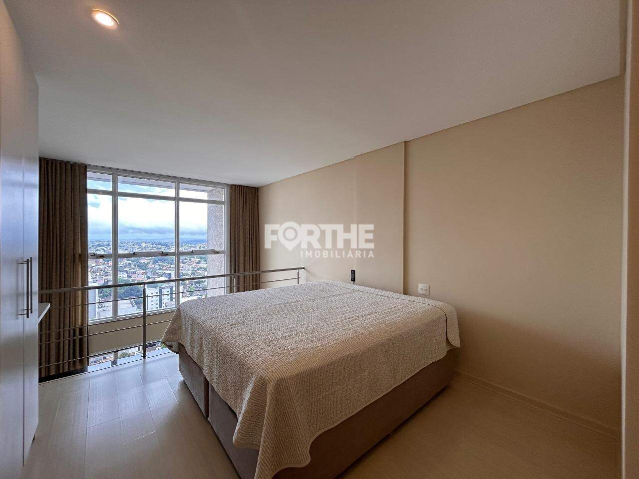 Apartamento para aluguel no Centro: 