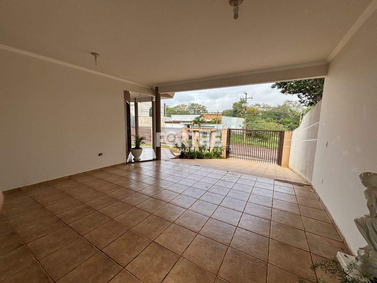 Casa à venda no Recanto Tropical: 