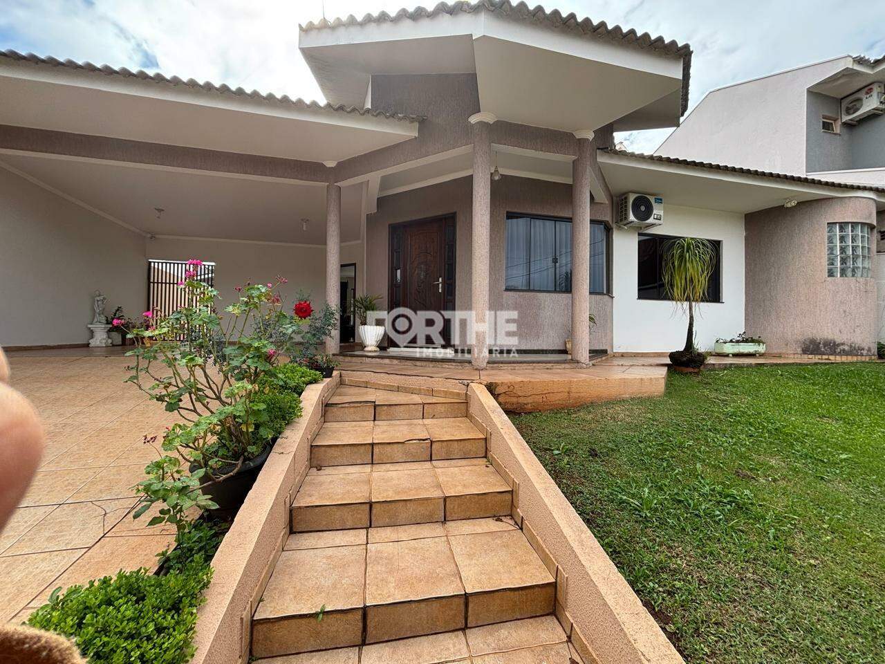 Casa à venda no Recanto Tropical: 