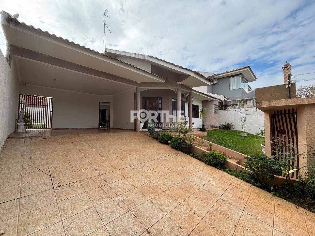 Casa à venda no Recanto Tropical: 